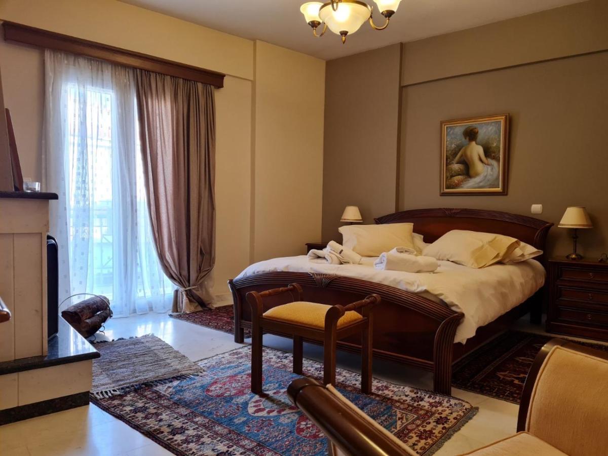Papastavrou Apartments カラブリタ エクステリア 写真