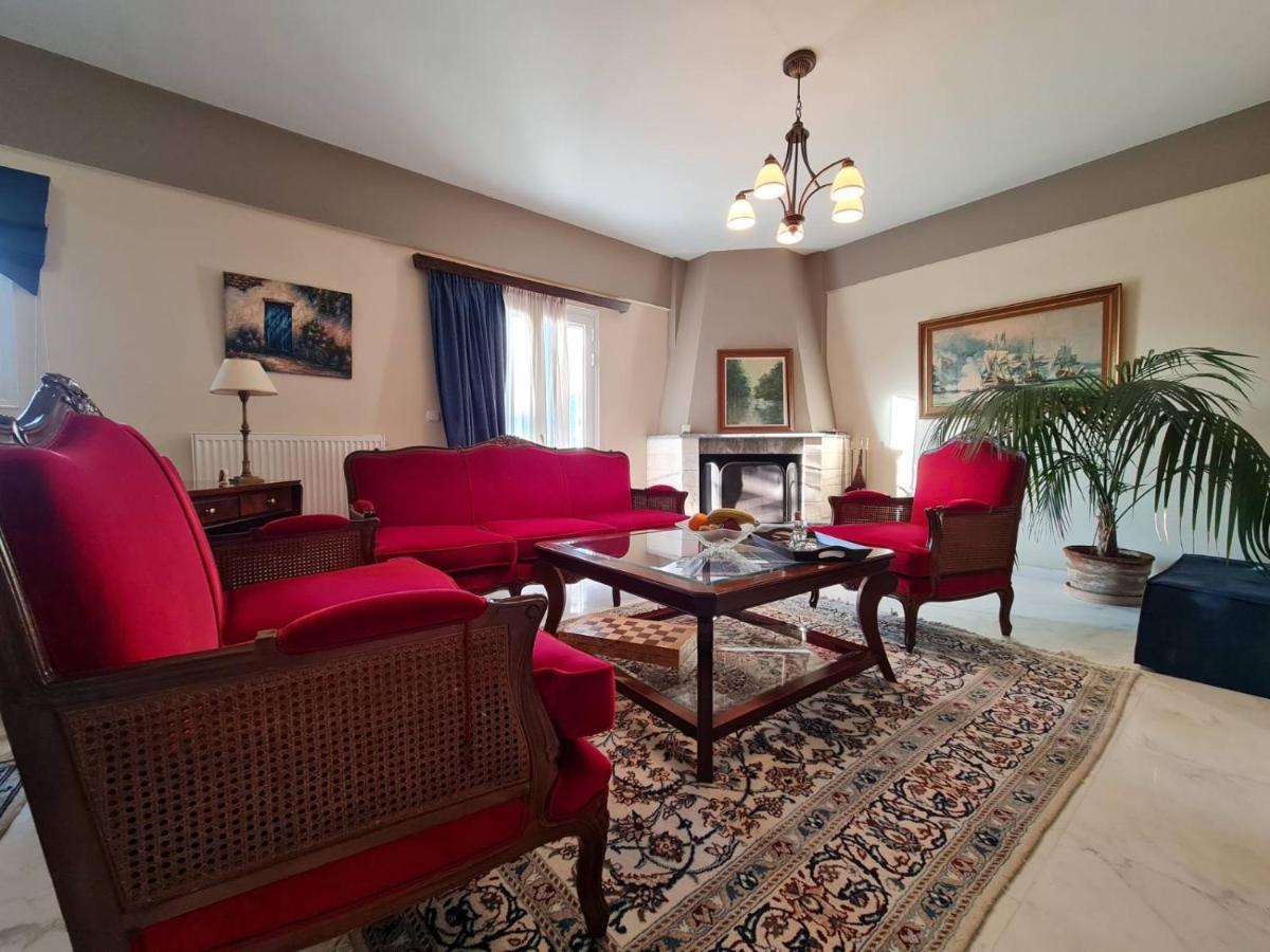 Papastavrou Apartments カラブリタ エクステリア 写真